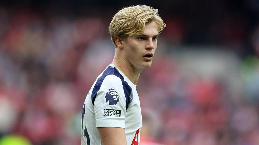 Lucas Bergvall playing for Tottenham Hotspur