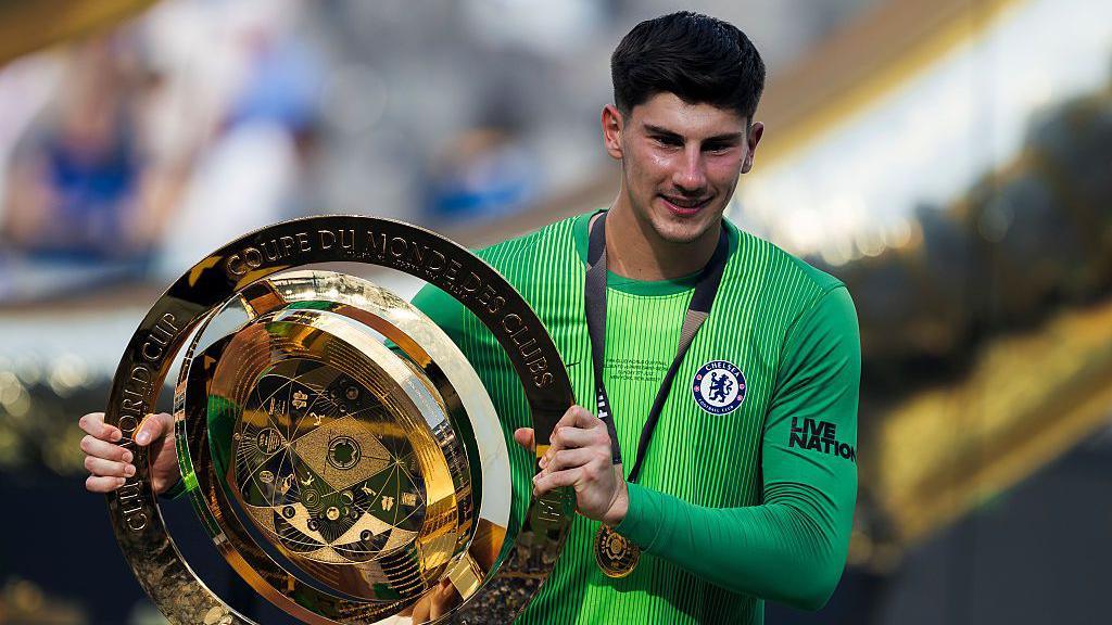 Mike Penders training with Chelsea during pre-season